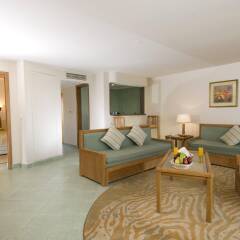 Отель Sunrise Holidays Resort Hurghada (Только для взрослых) комната для гостей фото 3