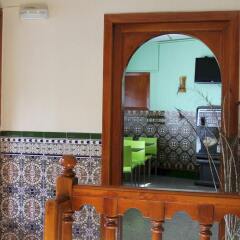 Отель Hostal Restaurante Carabanchel гостиничный бар