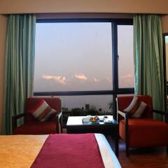Отель Pokhara Grande Непал, Покхара - отзывы, цены и фото номеров - забронировать отель Pokhara Grande онлайн комната для гостей фото 4