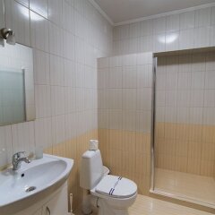 Гостиница Etna Hotel Украина, Львов - 8 отзывов об отеле, цены и фото номеров - забронировать гостиницу Etna Hotel онлайн ванная