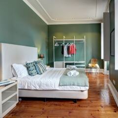 Апартаменты Lisbon Canaan Boutique Apartments Gaivotas комната для гостей фото 4