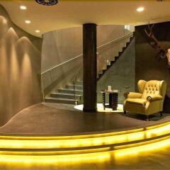 DO&CO Hotel Vienna сауна