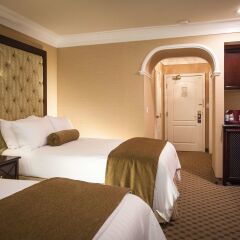 Отель Best Western PLUS Sunset Plaza США, Уэст-Голливуд - отзывы, цены и фото номеров - забронировать отель Best Western PLUS Sunset Plaza онлайн комната для гостей фото 2