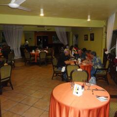 Altamont Court Hotel питание