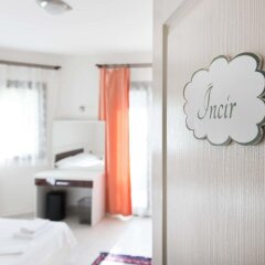 Отель Cilek Butik Otel Чешме фото 2