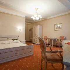 Amadeus Hotel комната для гостей