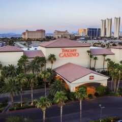 Отель Tuscany Suites & Casino фото 6