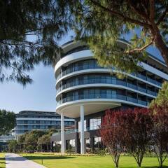 Voyage Belek Golf & Spa Турция, Белек - 9 отзывов об отеле, цены и фото номеров - забронировать отель Voyage Belek Golf & Spa - All Inclusive онлайн спортивное сооружение