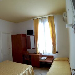 Отель Bed And Breakfast Perla Del Sole Аренелла сейф в номере