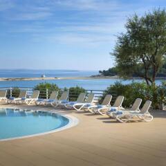 Отель All Suites Island Hotel Istra Хорватия, Ровинь - отзывы, цены и фото номеров - забронировать отель All Suites Island Hotel Istra онлайн бассейн фото 3