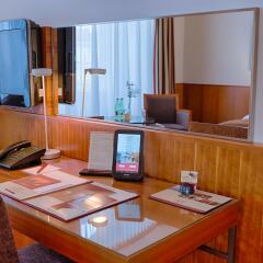Отель K+K Palais Hotel Австрия, Вена - 9 отзывов об отеле, цены и фото номеров - забронировать отель K+K Palais Hotel онлайн удобства в номере фото 2