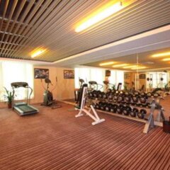Landmark International Hotel Science City фитнесс-зал фото 4