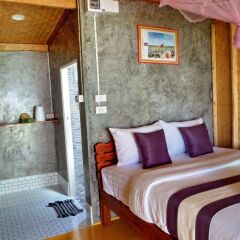 Отель Ok Chawkoh Bungalow комната для гостей