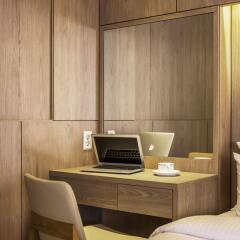 Hamilton Hotel сейф в номере