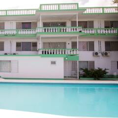 Отель Villa Donna Inn бассейн фото 2