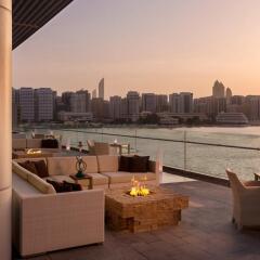 Отель Rosewood Abu Dhabi балкон