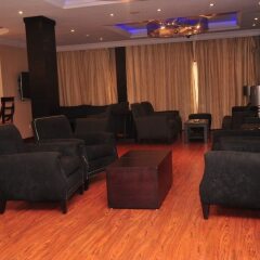 Отель Owu Crown Hotel Нигерия, Ибадан - отзывы, цены и фото номеров - забронировать отель Owu Crown Hotel онлайн развлечения
