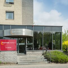 Bastion Hotel Almere городской автобус