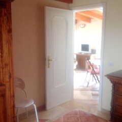 Апартаменты Apartment With 2 Bedrooms in Crispiano, With Pool Access, Enclosed Garden and Wifi - 10 km From the Beach Криспьяно комната для гостей фото 3