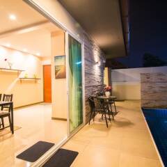 Отель The Time Grand 3 Bedroom Villa 46 балкон
