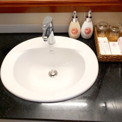 Отель HaiDuong Intourco Resort Вьетнам, Вунгтау - отзывы, цены и фото номеров - забронировать отель HaiDuong Intourco Resort онлайн ванная