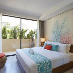 Отель Bandara Phuket Beach Resort 4* Стандартный номер с различными типами кроватей фото 7