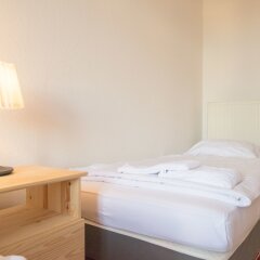 Отель Tolstov-Hotels Big 2 Room City Apartment Германия, Дюссельдорф - отзывы, цены и фото номеров - забронировать отель Tolstov-Hotels Big 2 Room City Apartment онлайн сейф в номере