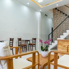 Отель Little Boss Homestay питание