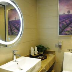 Отель Tianyu Hotel Китай, Гуанчжоу - отзывы, цены и фото номеров - забронировать отель Tianyu Hotel онлайн ванная фото 2
