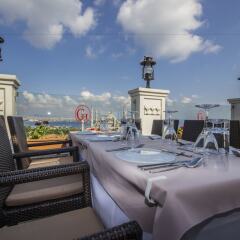 DeLuxe Golden Horn Sultanahmet Hotel бассейн