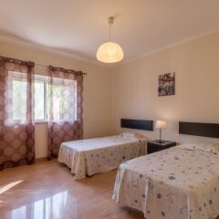 Отель Villas2Go2 Alvor Villa Португалия, Портимао - отзывы, цены и фото номеров - забронировать отель Villas2Go2 Alvor Villa онлайн комната для гостей фото 4