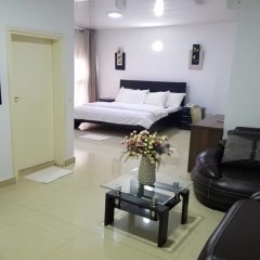 Hotel Le Rocher in Yamoussoukro, Cote d'Ivoire from 98$, photos, reviews - zenhotels.com guestroom