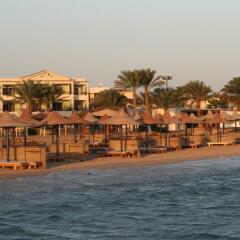 Royal Pharaoh Makadi - Hotel & Resort пляж фото 2