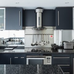 Отель onefinestay - Montmartre-South Pigalle private homes гостиничный бар