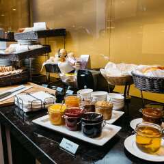 Q Hotel Plus Wroclaw питание