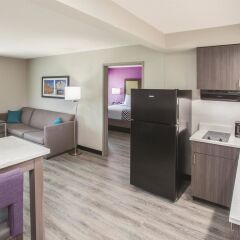 Отель La Quinta Inn & Suites Effingham в номере фото 2