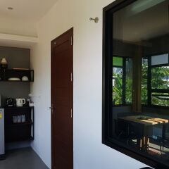 Отель Balcony Villa Koh Tao сейф в номере