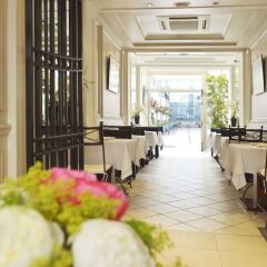 Отель Suites Unic Renoir Saint-Germain Франция, Париж - отзывы, цены и фото номеров - забронировать отель Suites Unic Renoir Saint-Germain онлайн питание фото 2