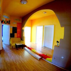 Отель Funky Monkey Hostel Болгария, Пловдив - отзывы, цены и фото номеров - забронировать отель Funky Monkey Hostel онлайн фитнесс-зал