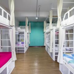 Seatz station Hostel Female only Бангкок комната для гостей фото 5