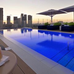 Отель Indigo Tel Aviv - Diamond Exchange Рамат-Ган бассейн фото 2