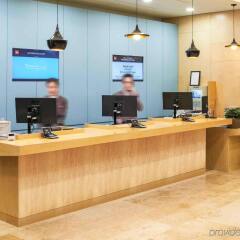 Отель ibis Ambassador Insadong Южная Корея, Сеул - 2 отзыва об отеле, цены и фото номеров - забронировать отель ibis Ambassador Insadong онлайн интерьер отеля фото 3