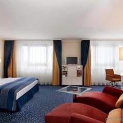 Отель Holiday Inn Stuttgart, an IHG Hotel Германия, Штутгарт - 1 отзыв об отеле, цены и фото номеров - забронировать отель Holiday Inn Stuttgart, an IHG Hotel онлайн комната для гостей фото 2