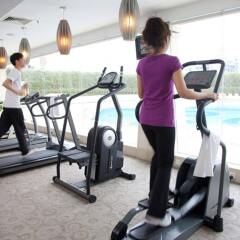 Rosedale Hotel and Suites Guangzhou фитнесс-зал