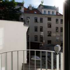 Отель Vienna Westside Apartments Австрия, Вена - отзывы, цены и фото номеров - забронировать отель Vienna Westside Apartments онлайн балкон