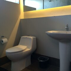 Отель Kama Bangkok Таиланд, Бангкок - отзывы, цены и фото номеров - забронировать отель Kama Bangkok онлайн ванная фото 2