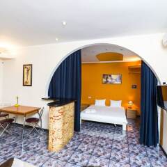 Апартаменты UKR Apartments детские мероприятия фото 2