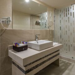 Отель Albatros Citadel Resort ванная фото 2