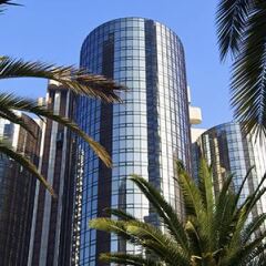 Отель The Westin Bonaventure Hotel & Suites США, Лос-Анджелес - отзывы, цены и фото номеров - забронировать отель The Westin Bonaventure Hotel & Suites онлайн пляж