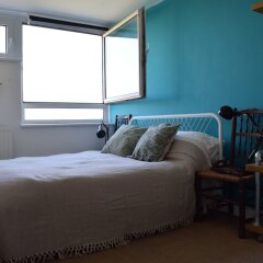 Отель 2 Bedroom Apartment Near Central London Великобритания, Лондон - отзывы, цены и фото номеров - забронировать отель 2 Bedroom Apartment Near Central London онлайн комната для гостей фото 2